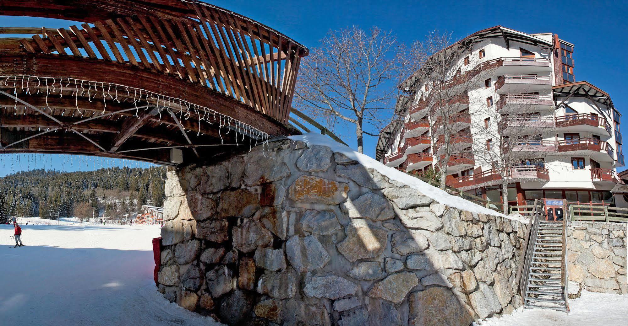 Pierre & Vacances Residence Le Christiana Ла Таня Екстериор снимка