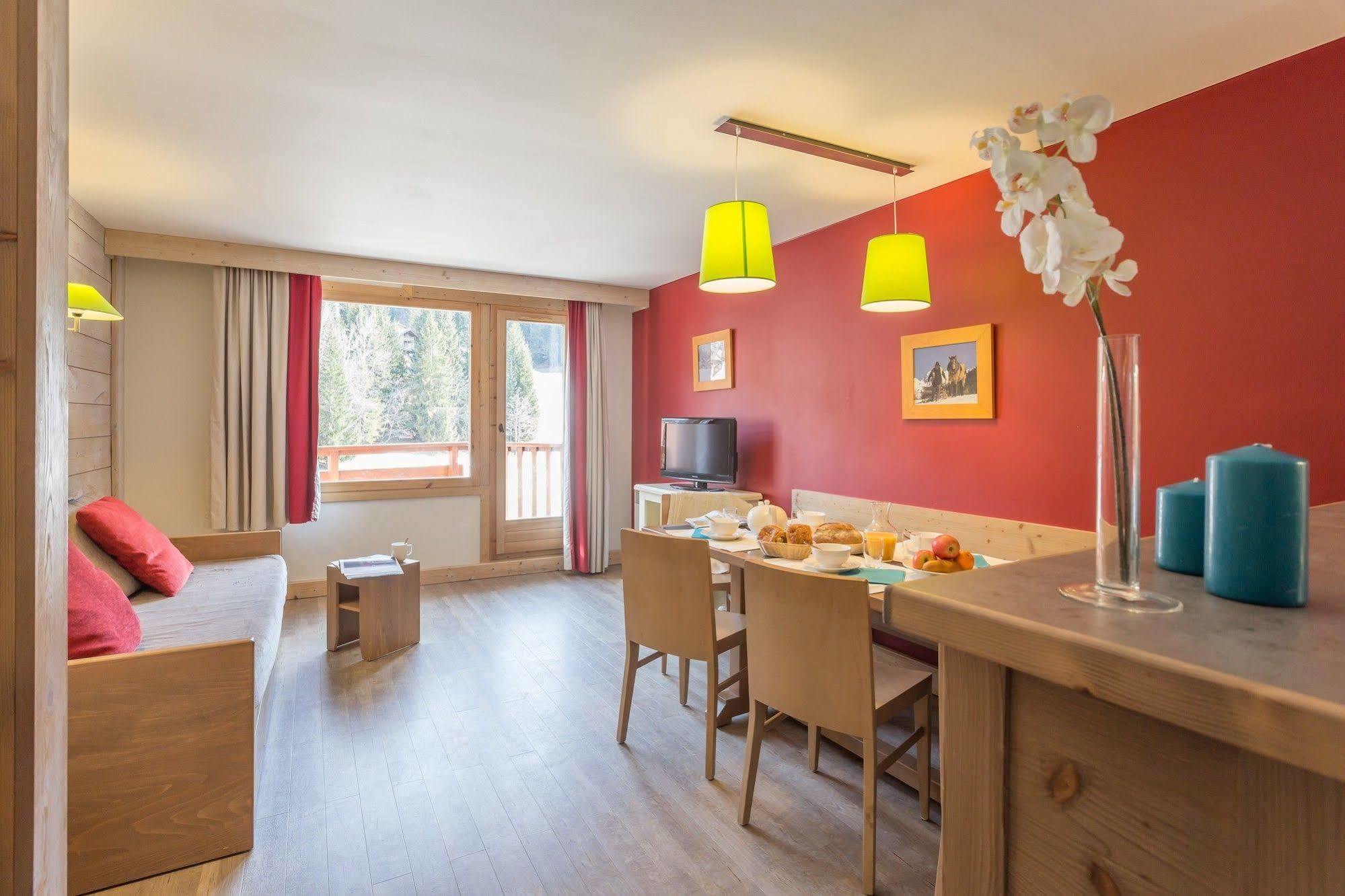 Pierre & Vacances Residence Le Christiana Ла Таня Екстериор снимка